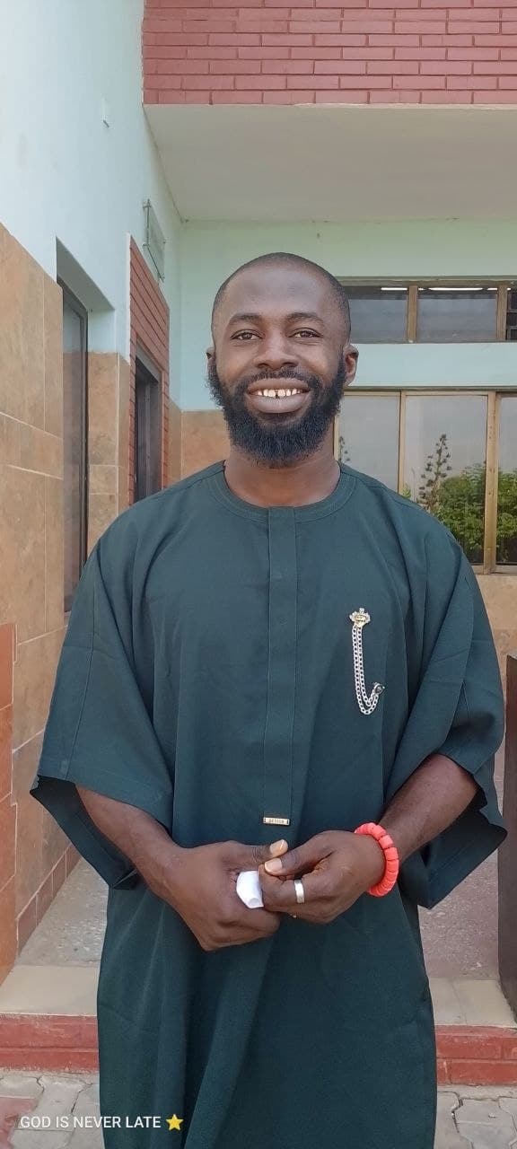 Francis Shakur — web and software developer